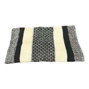 GAP Knit Infinity Scarf Black Cream and Gray